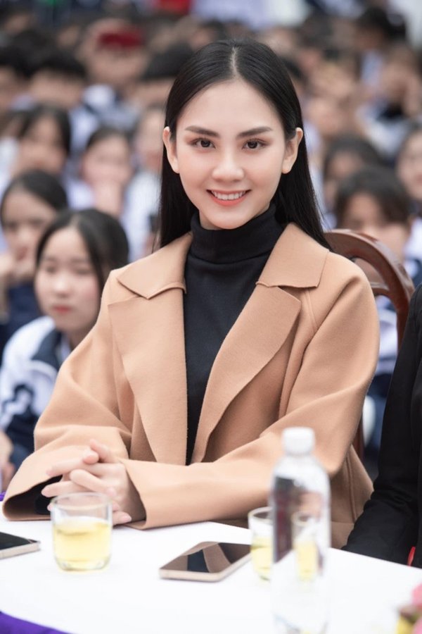 Nhan sắc đời thường xinh đẹp của tân Hoa hậu Thế giới Việt Nam 2022