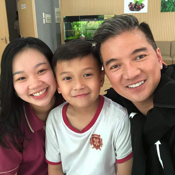  Dù có 3 con nhưng Mr. Đàm vẫn giữ bí mật về người con thứ 3. (Ảnh: Facebook Đàm Vĩnh Hưng) - Tin sao Viet - Tin tuc sao Viet - Scandal sao Viet - Tin tuc cua Sao - Tin cua Sao