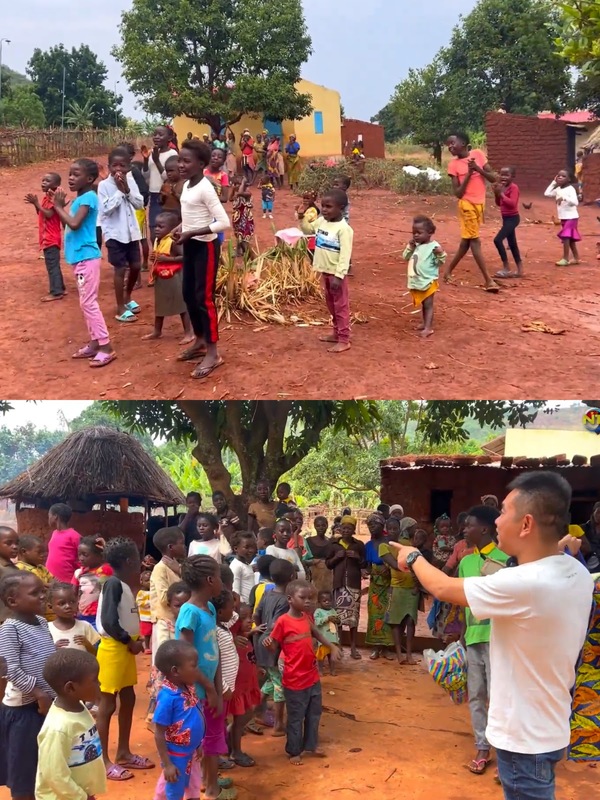  Người dân tại bản làng ở Angola vui mừng khi thấy Nguyễn Tiến. (Ảnh: YouTube Nguyễn Tiến - Cuộc sống châu Phi)