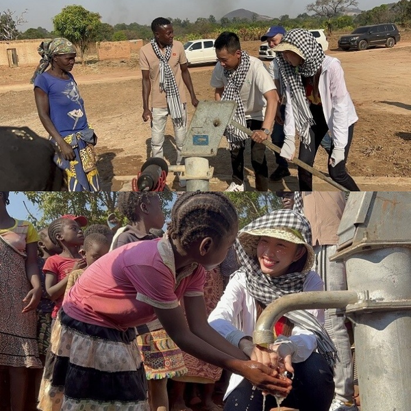 Cô cùng team Quang Linh đã trao tặng giếng nước sạch cho huyện Huamdo. (Ảnh: FB Tien Nguyen)