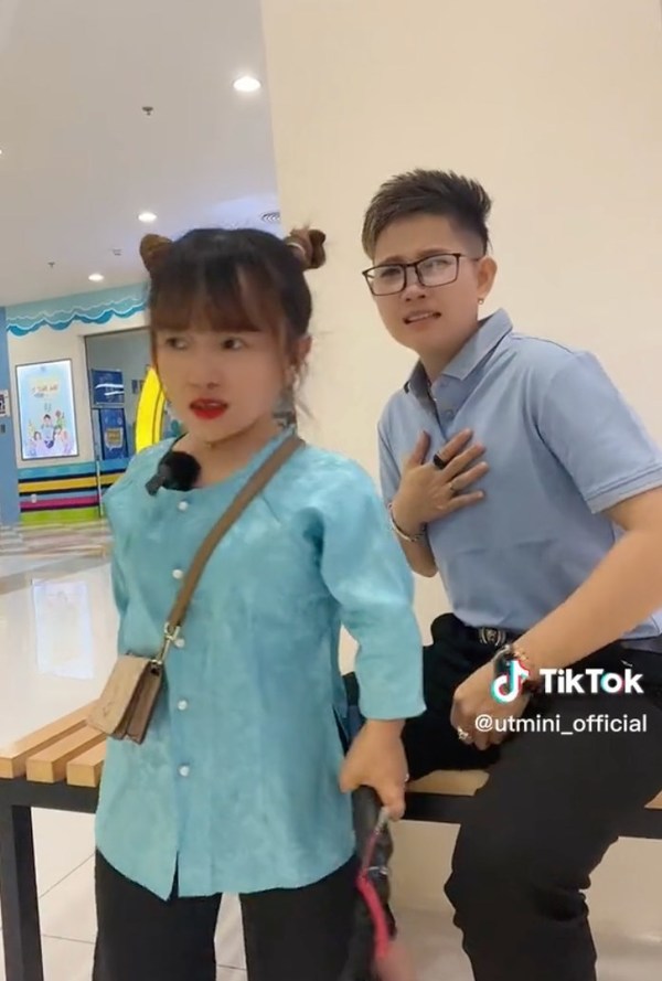  
Cặp đôi vui vẻ quay clip đùa giỡn bên nhau. (Ảnh: Chụp màn hình TikTok Út Mini)