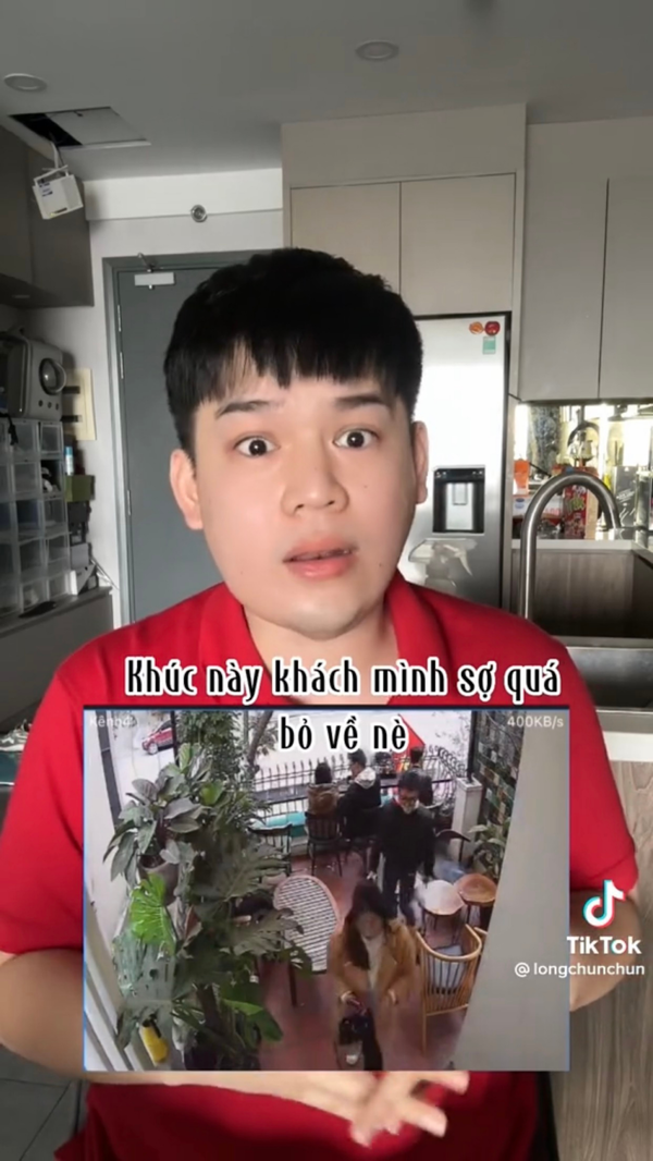  
Người đàn ông này tiếp tục gây rối và làm các vị khách khác phải bỏ về. (Ảnh: TikTok Long Chun)