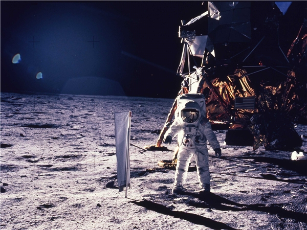 
Sứ mệnh Mặt Trăng lịch sử Apollo 11.