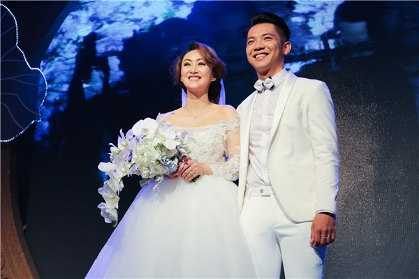 Ngắm những khoảnh khắc hạnh phúc trong đám cưới Mai Quốc Việt - Tin sao Viet - Tin tuc sao Viet - Scandal sao Viet - Tin tuc cua Sao - Tin cua Sao