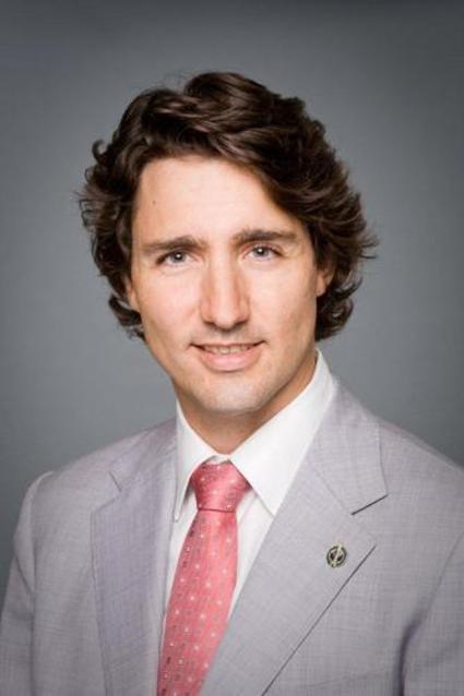 
Nổi tiếng với vẻ ngoài như một ngôi sao Hollywood, ít ai biết Thủ tướng Canada đã lập gia đình.