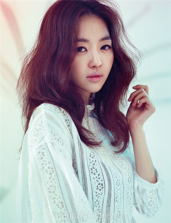 
Nữ diễn viên Jang Hee Jin sẽ là người thay thế cho vai diễn của Goo Hye Sun.