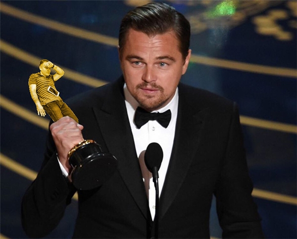 
Tài tử Leonardo DiCaprio nhận được chiếc cúp vàng là giải "Zeev Farbman ngủ gật".