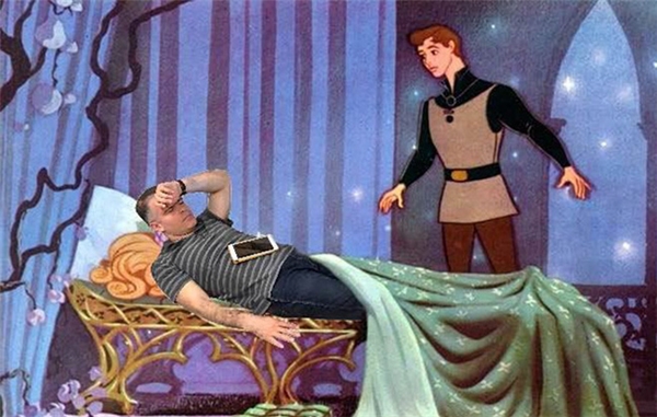 
Để đánh thức giấc ngủ của Zeev Farbman thì chỉ có nụ hôn của hoàng tử.