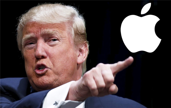 
Donald Trump đã từng chỉ trích Apple về việc hãng từ chối lệnh của tòa án và FBI yêu cầu mở khóa chiếc iPhone của kẻ khủng bố.