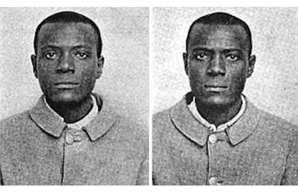 
Hai tù nhân cùng tên William West giống nhau một cách kì lạ. 