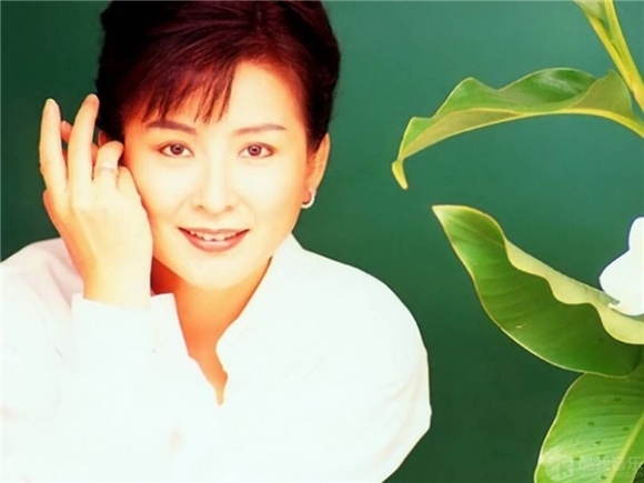 
Vào những năm 80, Thục Hoa là nữ ca sĩ tài năng và xinh đẹp có đóng góp to lớn cho nền âm nhạc lúc bấy giờ.