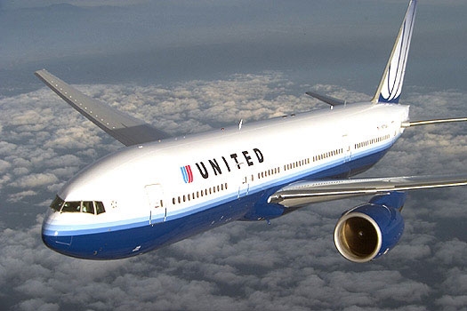 
United Airlines lại đưa khách hàng bay nhân chuyến với chặng đường gần 5000km.