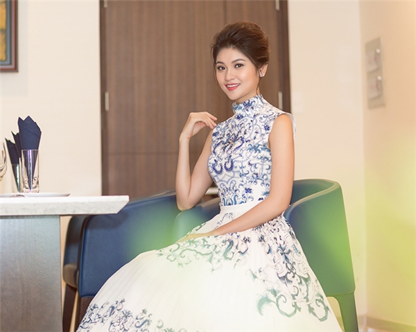 Loạt váy áo mê đắm người xem của mỹ nhân Việt tuần qua