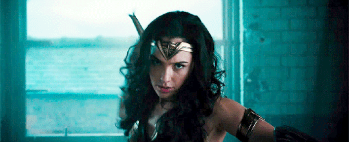 
Wonder Woman (Gal Gadot) trong Wonder Woman.