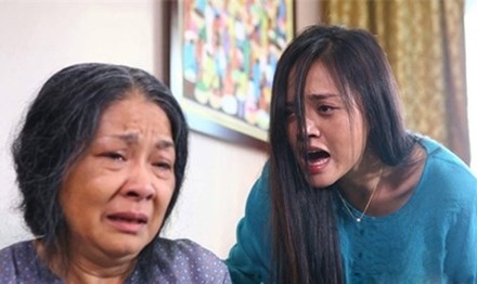 
Hình ảnh Trang gần như phát điên khi con gái mình bị bắt cóc khiến nhiều người không khỏi xót xa.