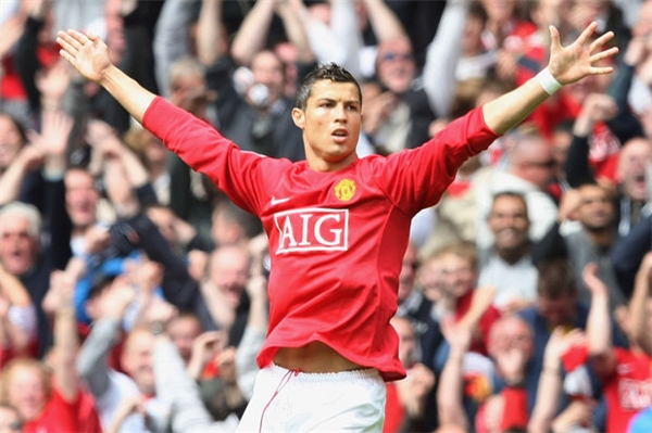 
Tình yêu với màu áo đỏ sẽ là yếu tố quyết định đến lựa chọn của C.Ronaldo.