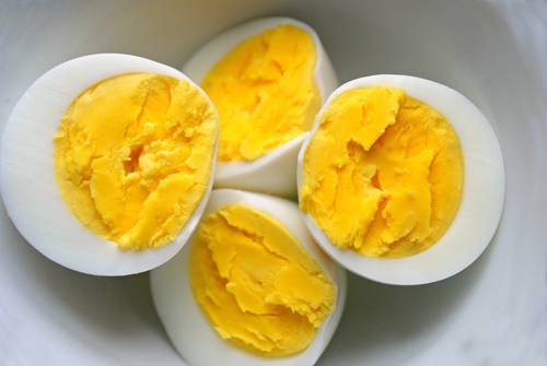 
Ăn ba quả trứng/tuần để cơ thể khỏe mạnh và đủ chất.