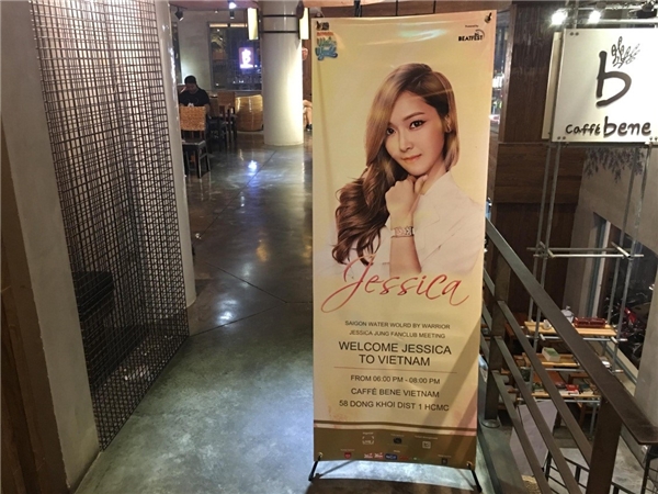 
Fanclub của Jessica tại Việt Nam tổ chức họp mặt để chuẩn bị công tác đón thần tượng.