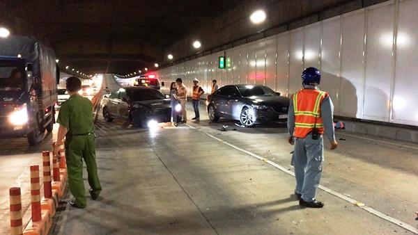 
Tai nạn khiến giao thông qua hầm Thủ Thiêm bị ùn tắc. (Ảnh: Internet)
