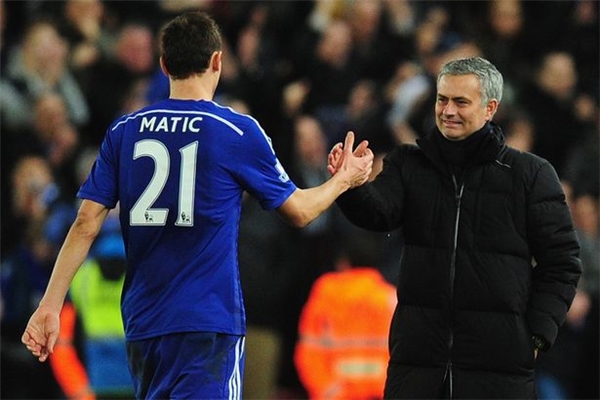 
Nemanja Matic sẽ được chào đón bởi José Mourinho‬‬. 