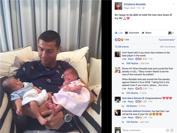 
C.Ronaldo lần đầu khoe ảnh cặp song sinh trên mạng xã hội.