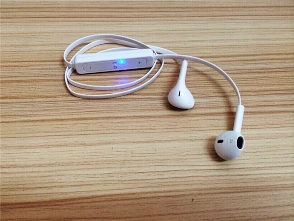 
Tai nghe của iPhone có thể thay thế nút chụp trên màn hình iPhone