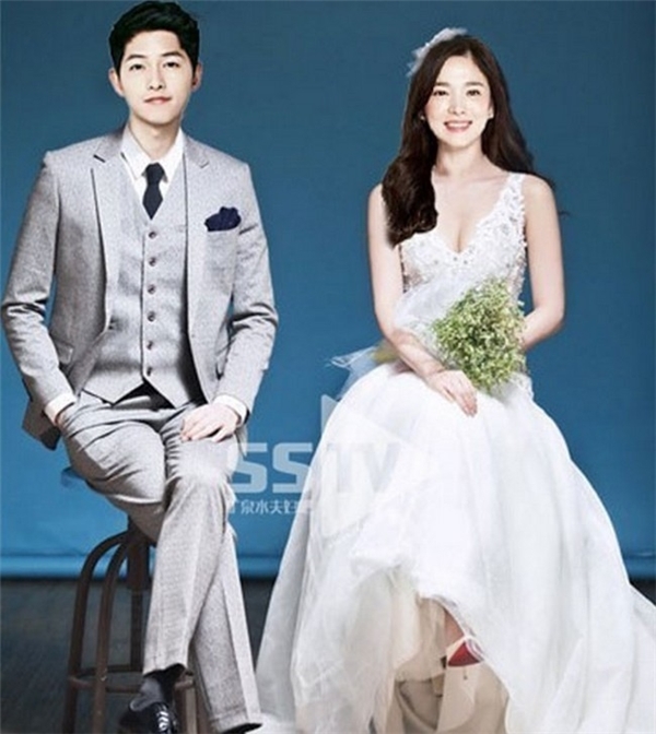 Xôn xao trước bộ ảnh cưới đẹp như mơ của Song Joong Ki - Song Hye Kyo