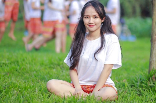 
Cô nàng đăng kí vào ngành học "hot" nhất đại học Ngoại Thương Hà Nội.
