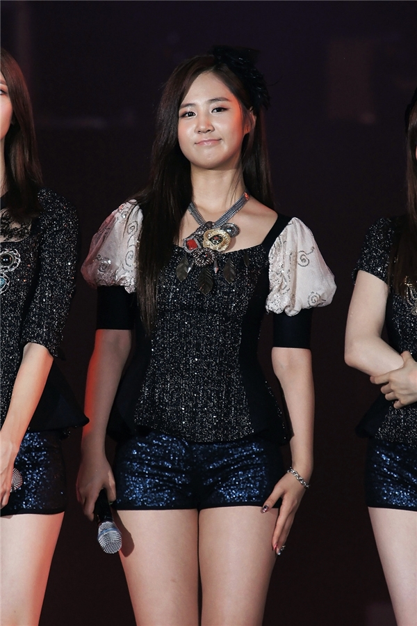 
Sau đó vào năm 2014, Yuri bất ngờ tăng khá nhiều cân và xuống sắc đi trông thấy.