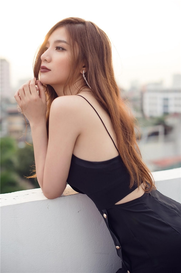 Hạnh Sino: Từ hot girl Hà thành đến mỹ nữ gợi cảm đến không ngờ - Tin sao Viet - Tin tuc sao Viet - Scandal sao Viet - Tin tuc cua Sao - Tin cua Sao