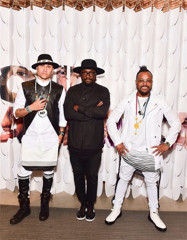 
Black Eyed Peas xuất hiện mới đây với sự thiếu vắng của giọng ca chủ chốt Fergie.