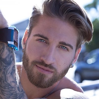Mãn nhãn ngắm 7 mỹ nam đẹp trai ngời ngời trên Instagram