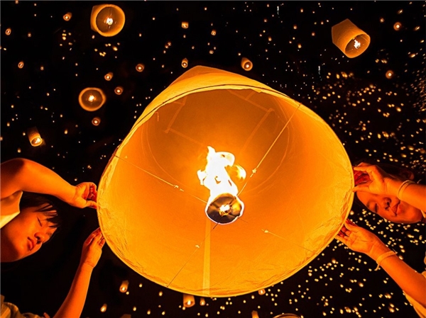 
Lễ hội đèn trời tại Chiang Mai, Thái Lan.