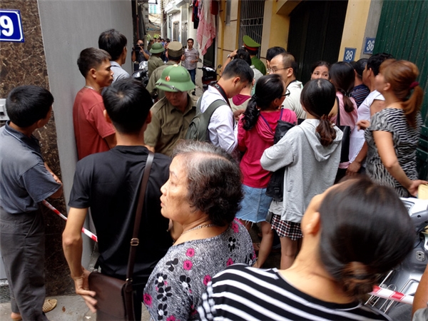 Hà Nội: Cháy nhà giữa đêm, 4 người cùng một gia đình tử vong