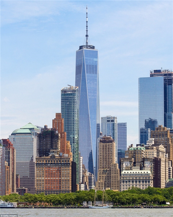 
Tháp Tự do là một nét đặc trưng nổi bật trên nền trời New York, nhưng không xuất hiện trong bức ảnh được đăng bởi blogger Amelia vào ngày 25/5 vừa qua.