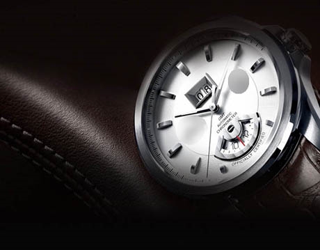 
10 giờ 10 phút còn là biểu tượng Victory từ lâu đã trở thành kiểu đặt kim truyền thống cho tất cả các loại đồng hồ. 