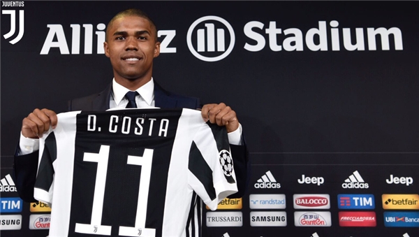 
Douglas Costa là sự bổ sung chất lượng cho hàng công của Juventus.