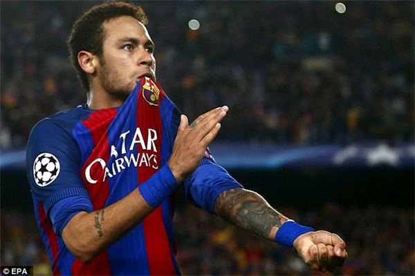 
Người hâm mộ sẽ không còn được thấy Neymar trong màu áo của Barcelona trong mùa giải tới. 