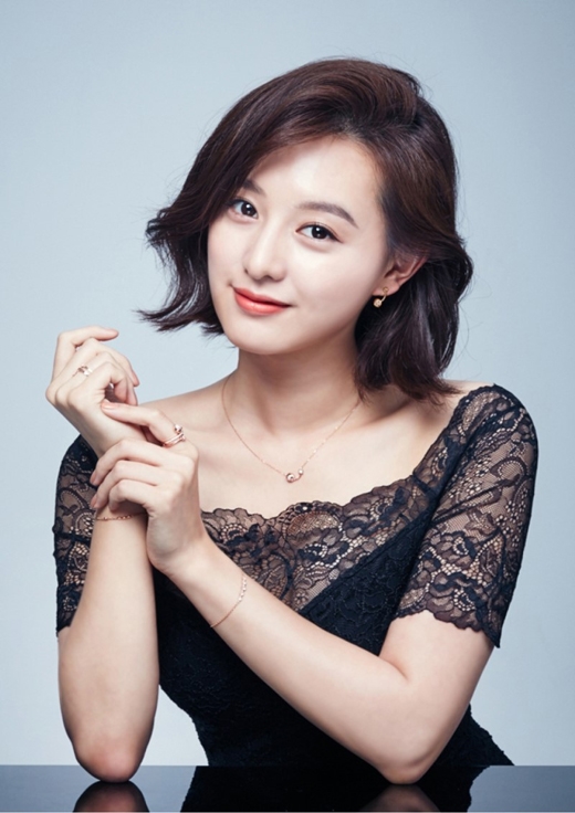 
Kim Ji Won đứng thứ 2 trong bảng xếp hạng nhờ thành công của Fight My Way.