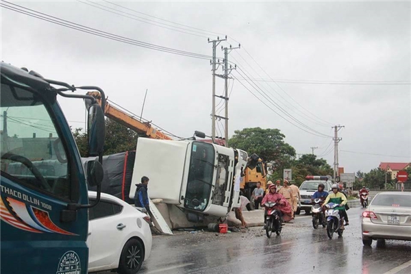 Quảng Bình: Tai nạn nghiêm trọng xảy ra giữa tâm bão