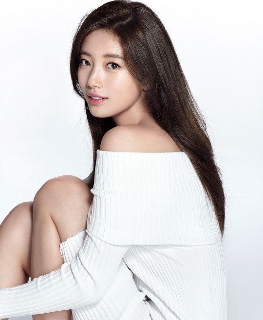 
Suzy quyết định tái ký hợp đồng cùng với JYP Entertainment.