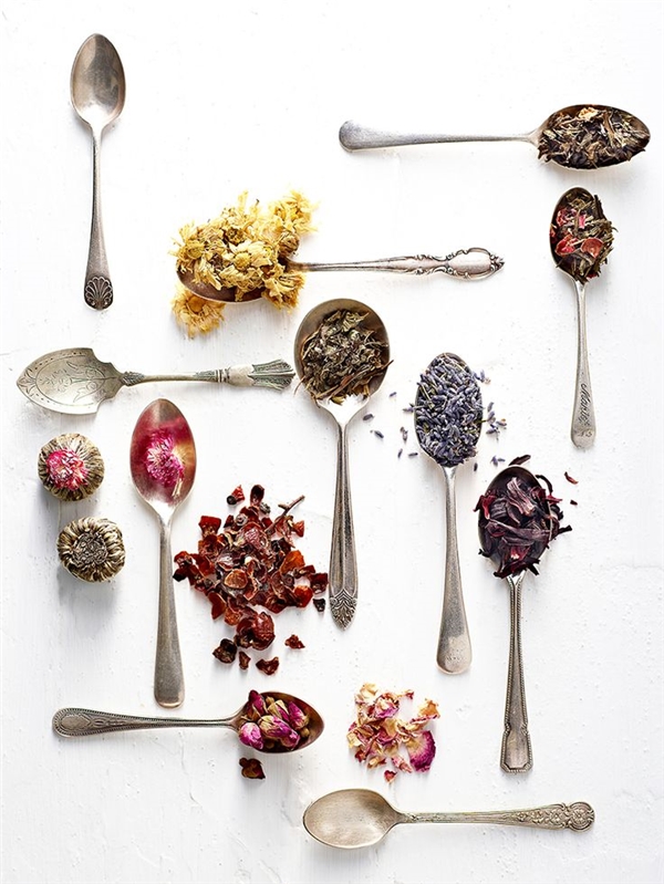 
Đừng quên thay đổi hương vị trà mỗi ngày sẽ giúp bạn đỡ nhàm chán cùng muôn kiểu trà hoa từ Instagram.