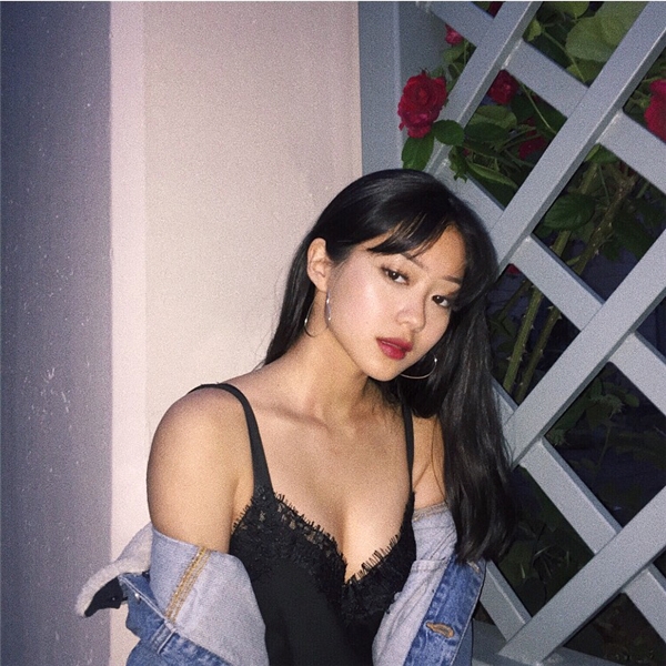 6 cô nàng ''gây bão'' mạng xã hội châu Á nhờ vẻ sexy và mong manh 