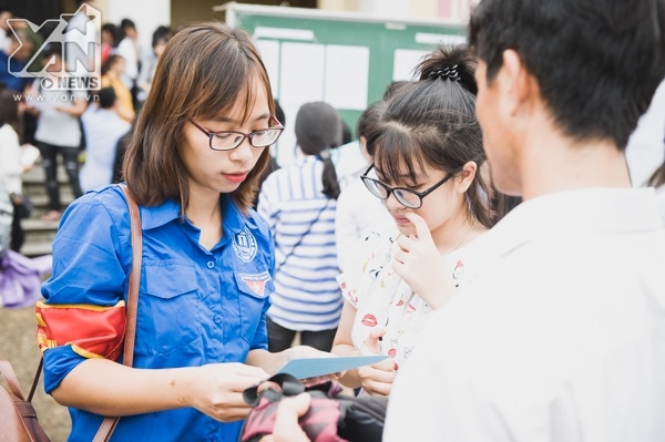 Hà Nội: Hàng ngàn tân sinh viên háo hức trong ngày nhập học