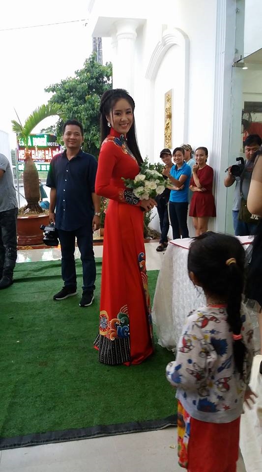 Những hình ảnh hiếm hoi trong đám cưới Lê Phương ở nhà trai - Tin sao Viet - Tin tuc sao Viet - Scandal sao Viet - Tin tuc cua Sao - Tin cua Sao