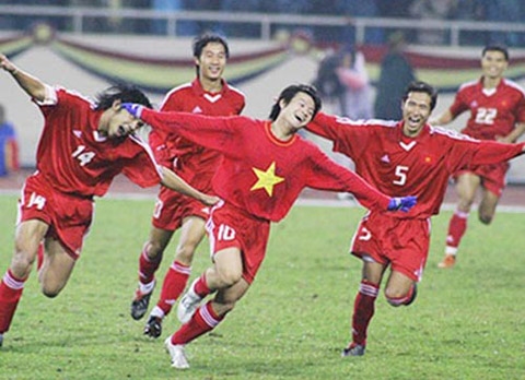 
Thi đấu rất thăng hoa nhưng Văn Quyến cùng đồng đội vẫn chưa thể mang về giấc mơ vàng cho bóng đá Việt Nam tại các kỳ SEA Games. 