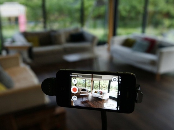 
Smartphone cũ sẽ hóa thành camera giúp bạn ghi hình lại "những vị khách không mời".