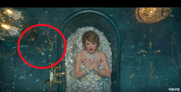 Taylor Swift ám chỉ việc từng từ chối làm vợ Calvin Harris trong MV mới?