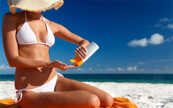 3 tác dụng phụ nguy hiểm không ngờ của kem chống nắng bạn cần biết