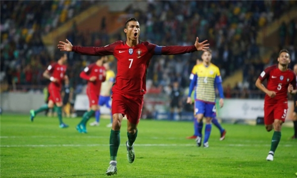 
Phong độ của Ronaldo đang là rất tốt tại bảng B vòng loại World Cup 2018.
